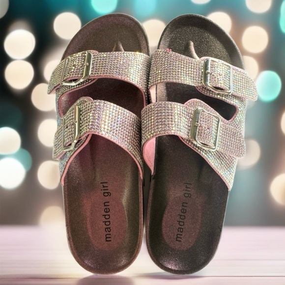 🧸🆕 Madden Girl Women’s Pink Rhinestone Sandals Size 7M. NEW! - Picture 1 of 6